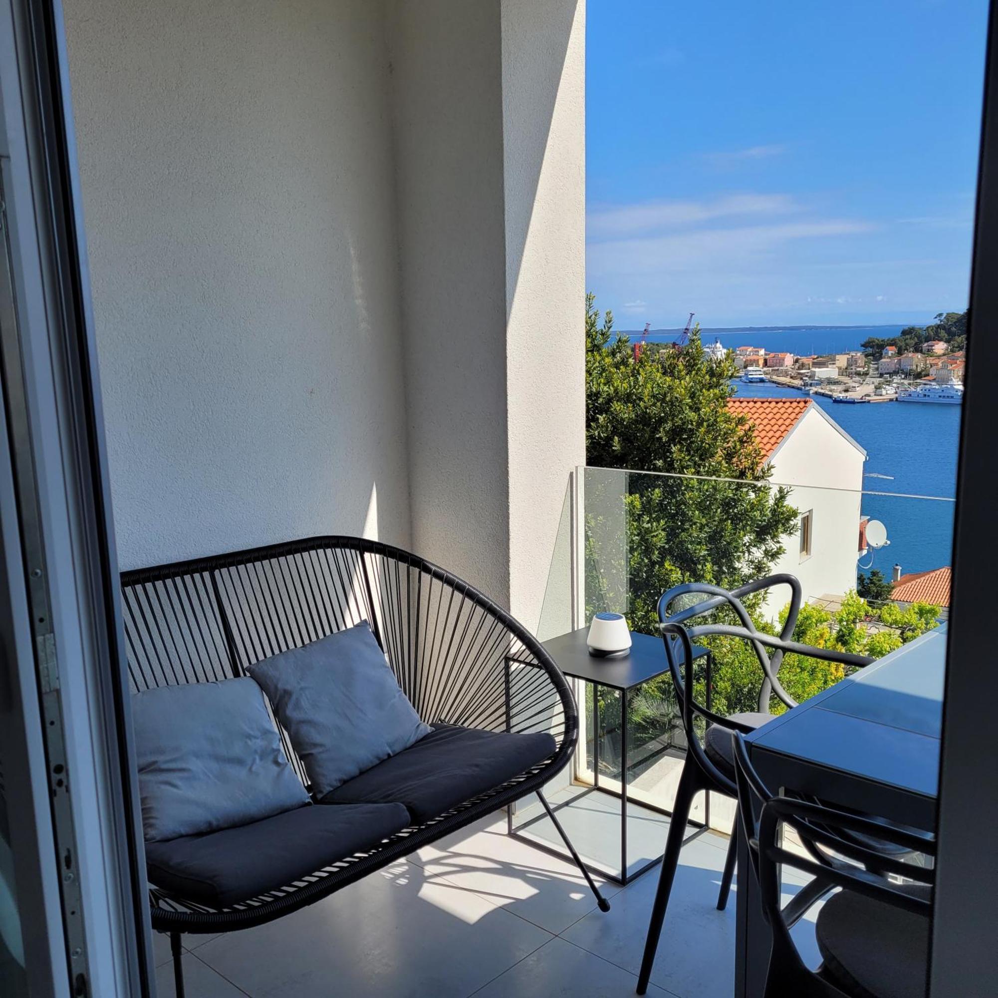 Design Apartments 3&4 Mali Lošinj Exteriör bild