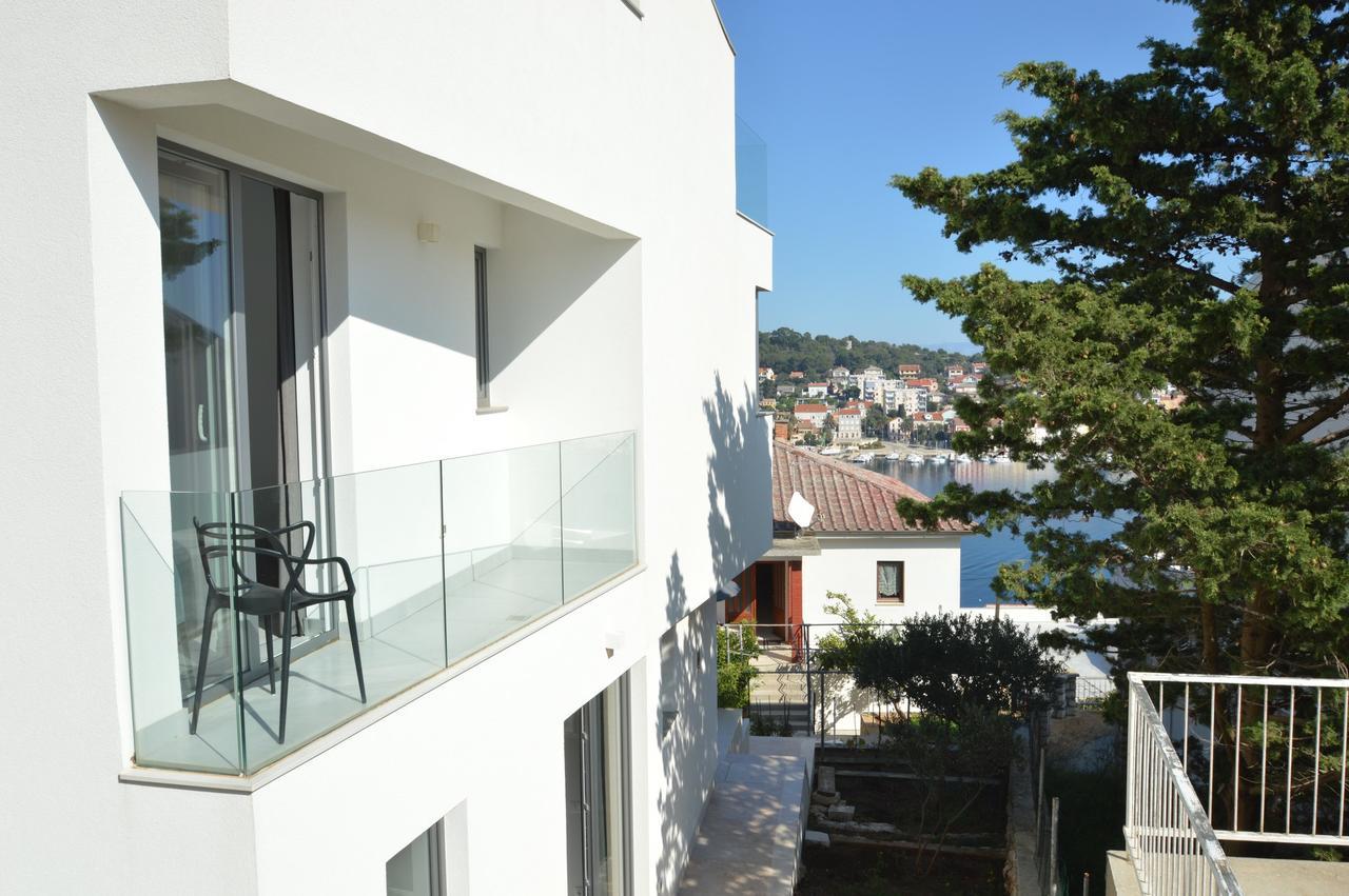 Design Apartments 3&4 Mali Lošinj Exteriör bild