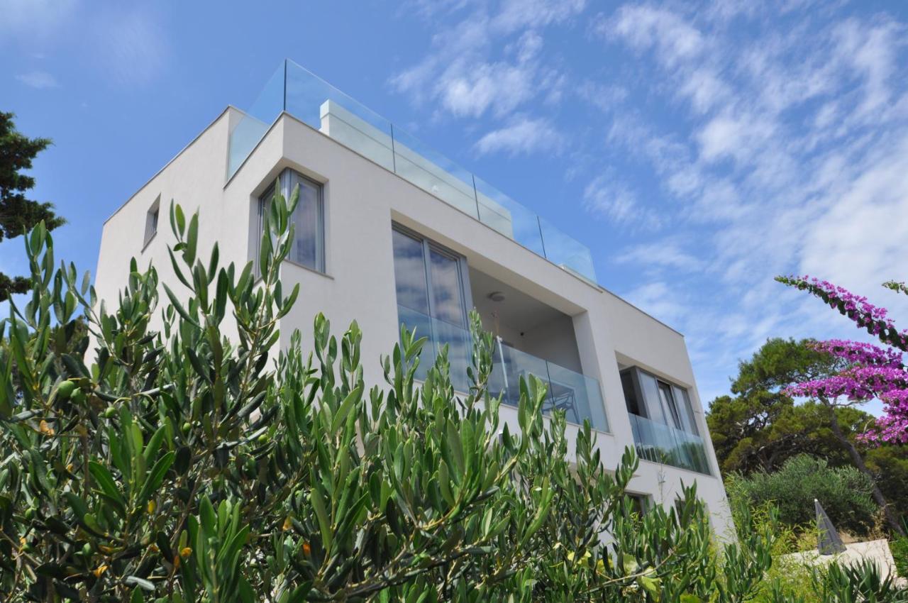 Design Apartments 3&4 Mali Lošinj Exteriör bild